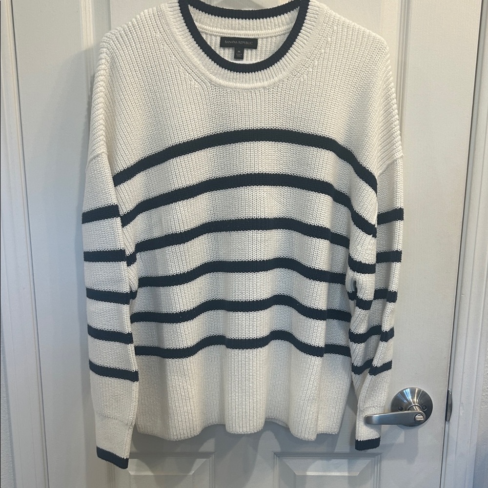 Banana Republic Men's Ribbed 100% Striped Crewneck Sweater - White/Navy Blue